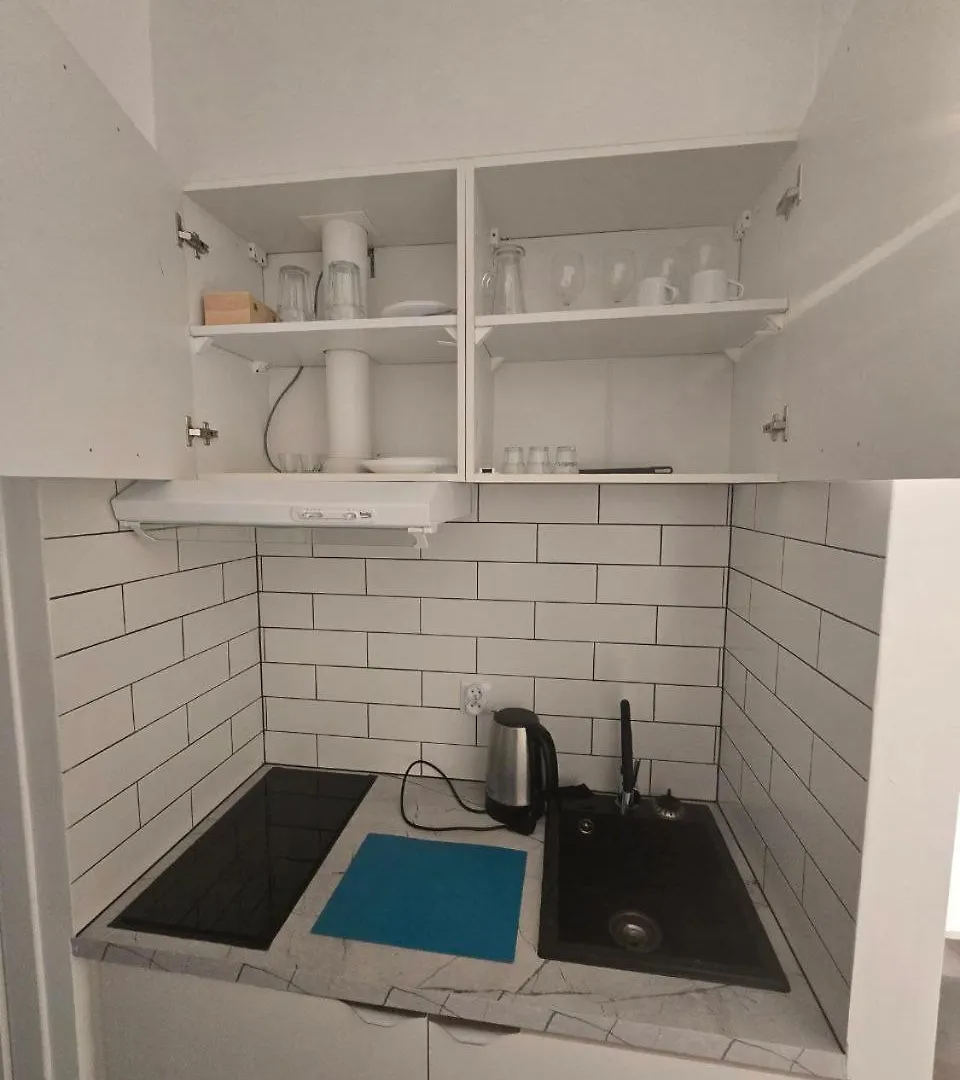 Kawalerka Wiktoryn 6A Apartment Warsaw Poland